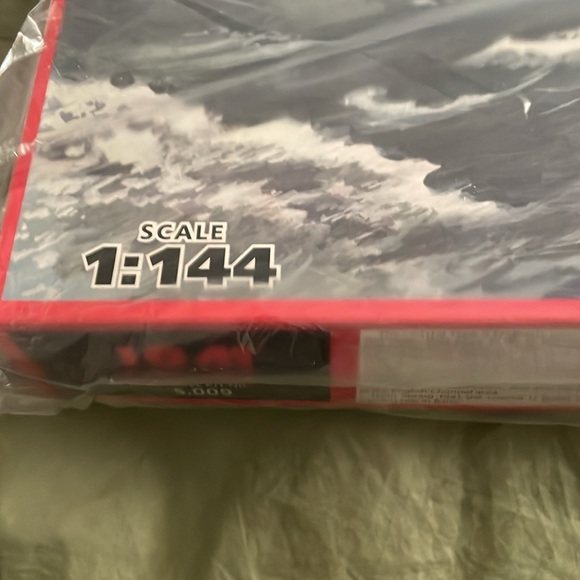 ICM U-Boat Type II B (1939) Model Kit - Picture 3 of 7